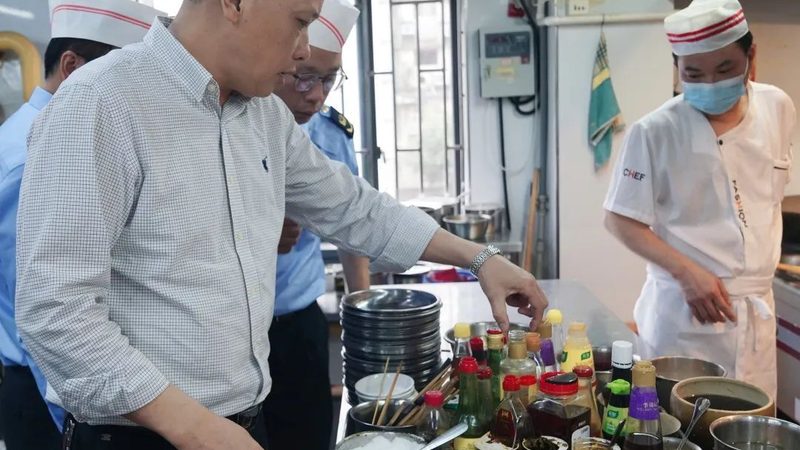 办公室零食新宠：膨化食品的上海办公室推荐**